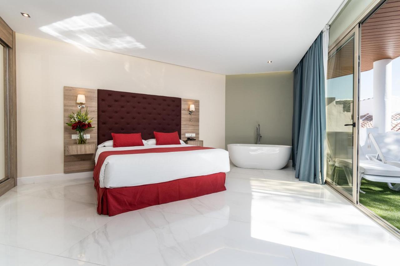Los Arcos Nerja Exterior photo